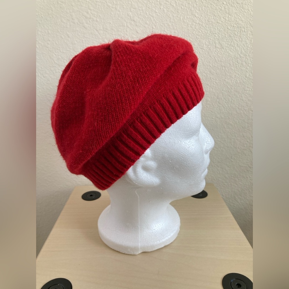 Red Knit Beret Slouchy Winter Hat One Size Ribbed Band - Picture 4 of 6